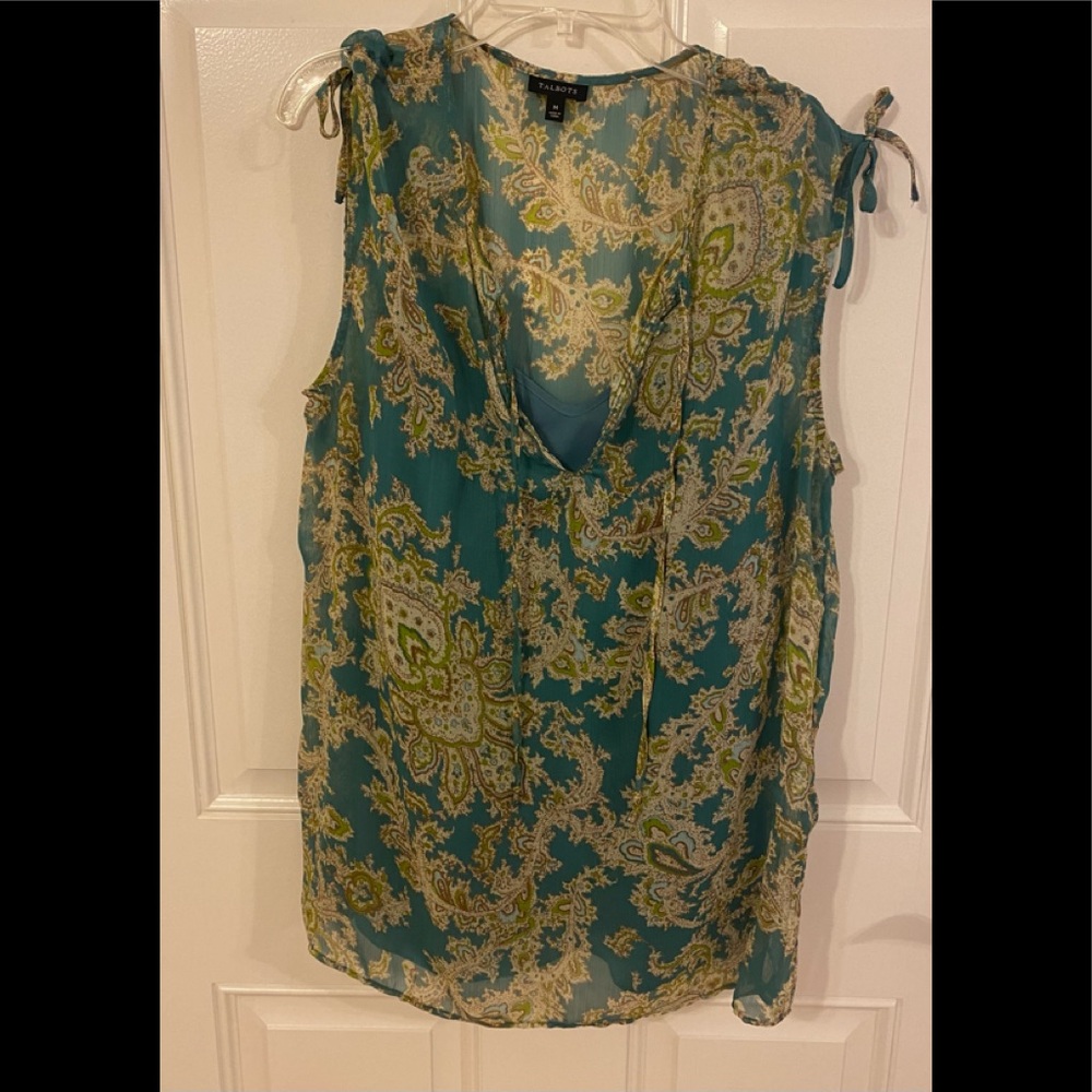 Pretty Talbots blouse: Size medium